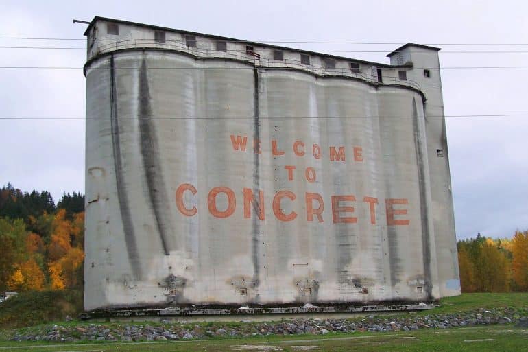 Photo of Concrete silos in Concrete Washington by SkagitRiverQueen for Wikipedia